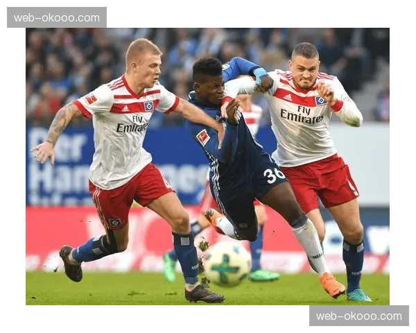 斯图加特主帅塞巴斯蒂安·赫内斯接受专访，谈高位压迫战术的演变